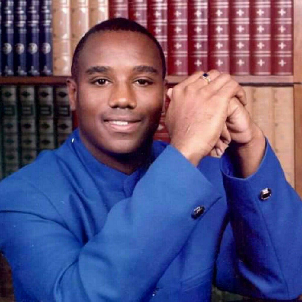 Meet your Posher, James